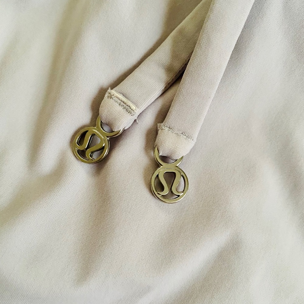 Lululemon “Weave the Waves” one-piece🩱 - Picture 3 of 5